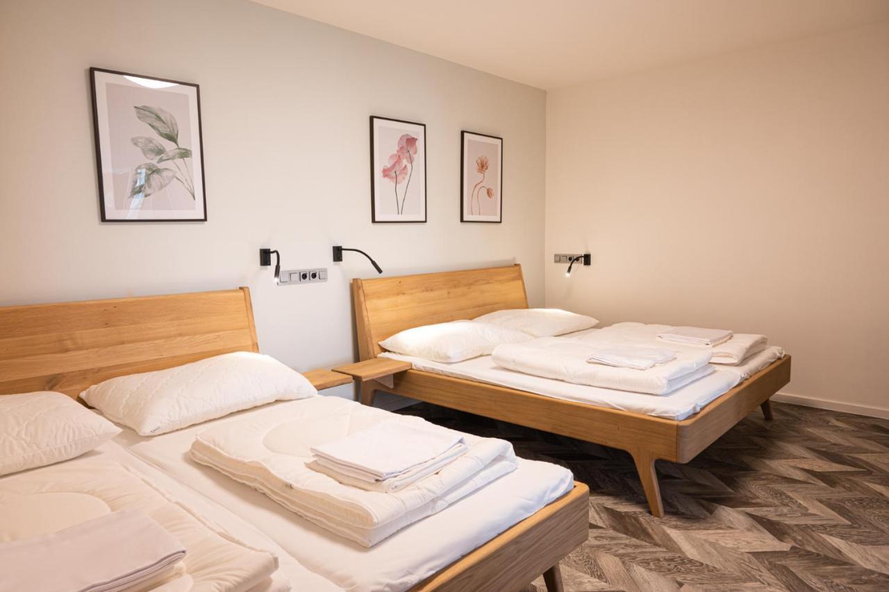 Art Hostel & Apartments Dvůr Králové nad Labem 외부 사진