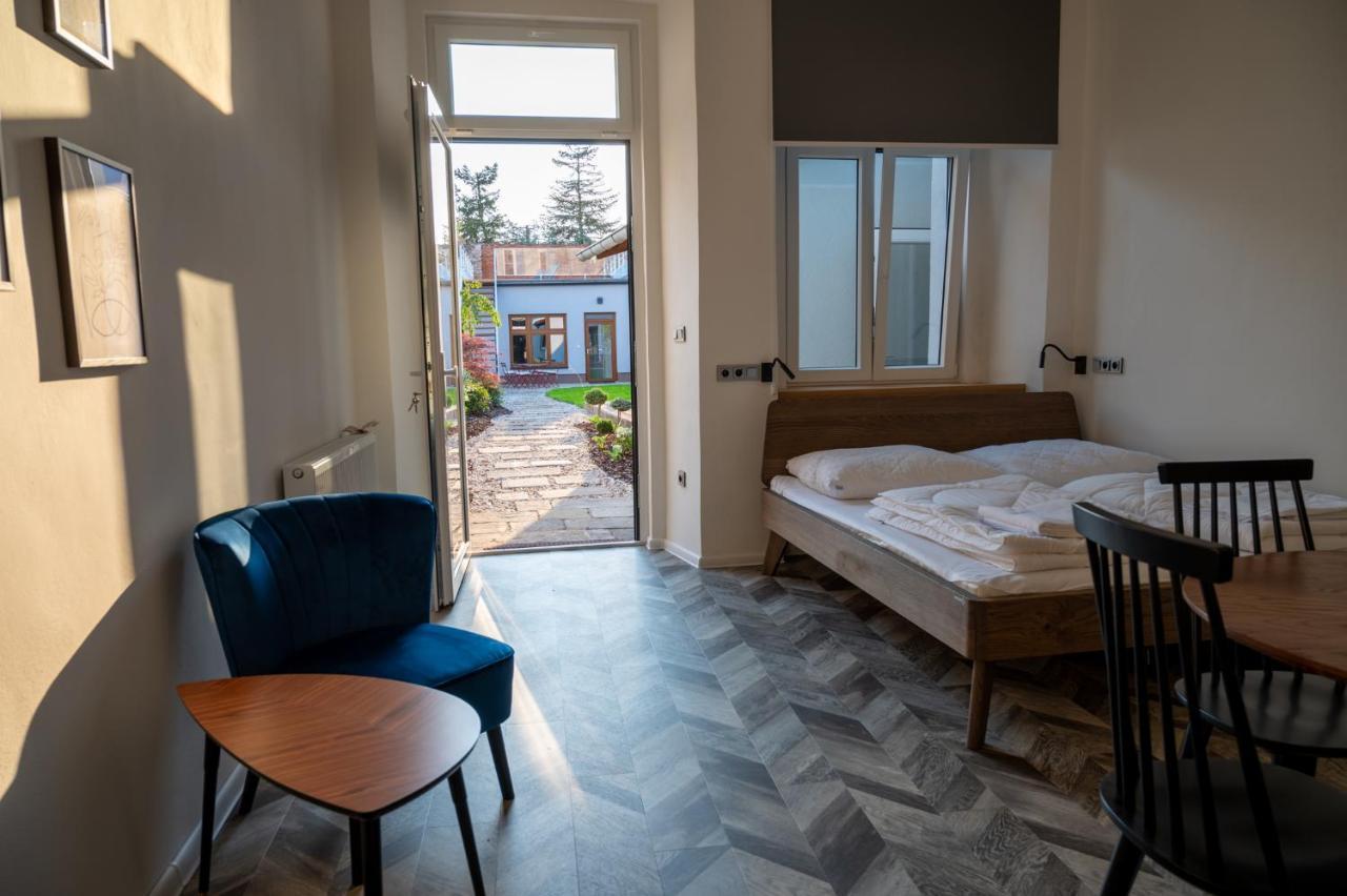 Art Hostel & Apartments Dvůr Králové nad Labem 외부 사진