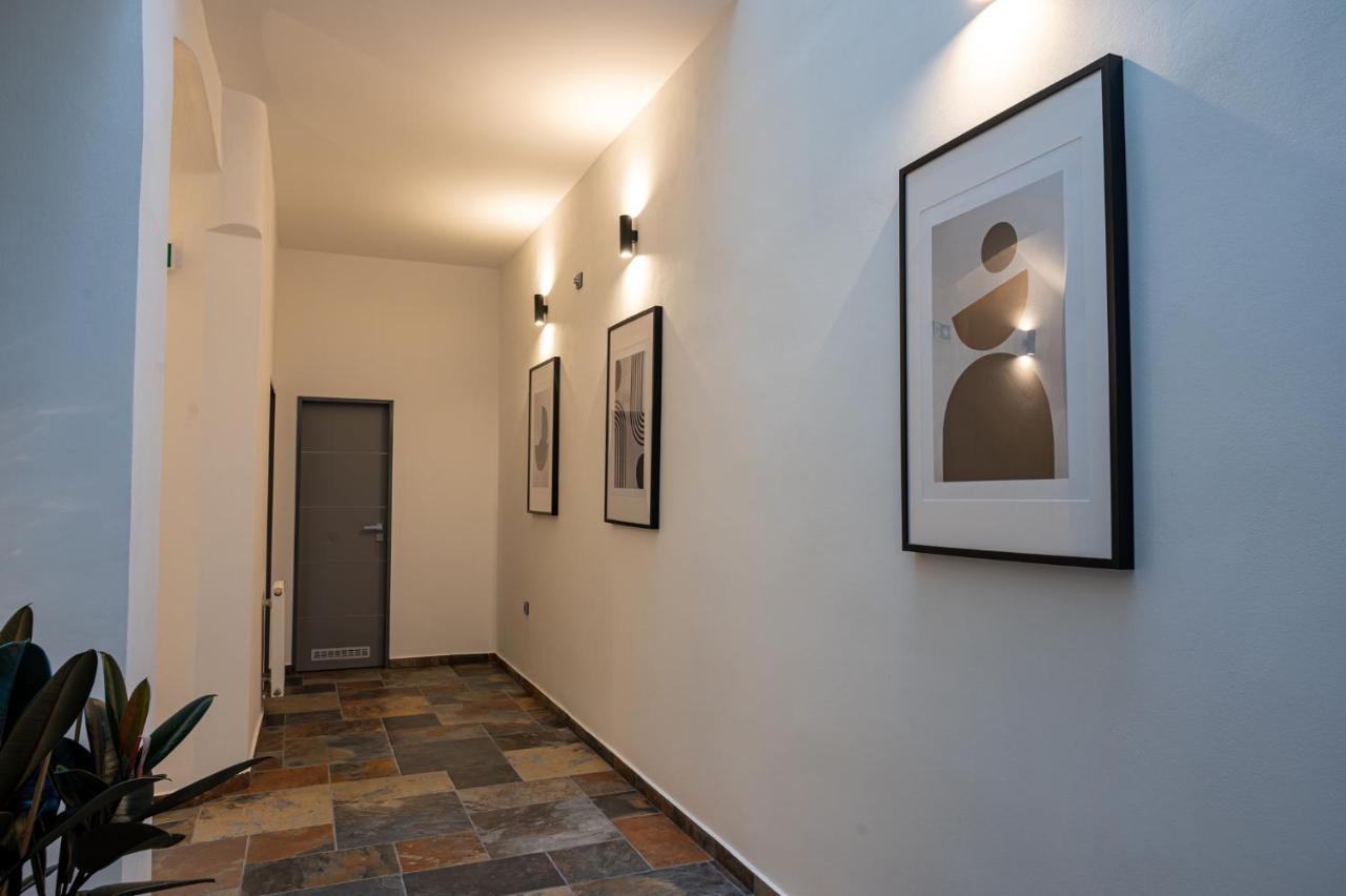 Art Hostel & Apartments Dvůr Králové nad Labem 외부 사진
